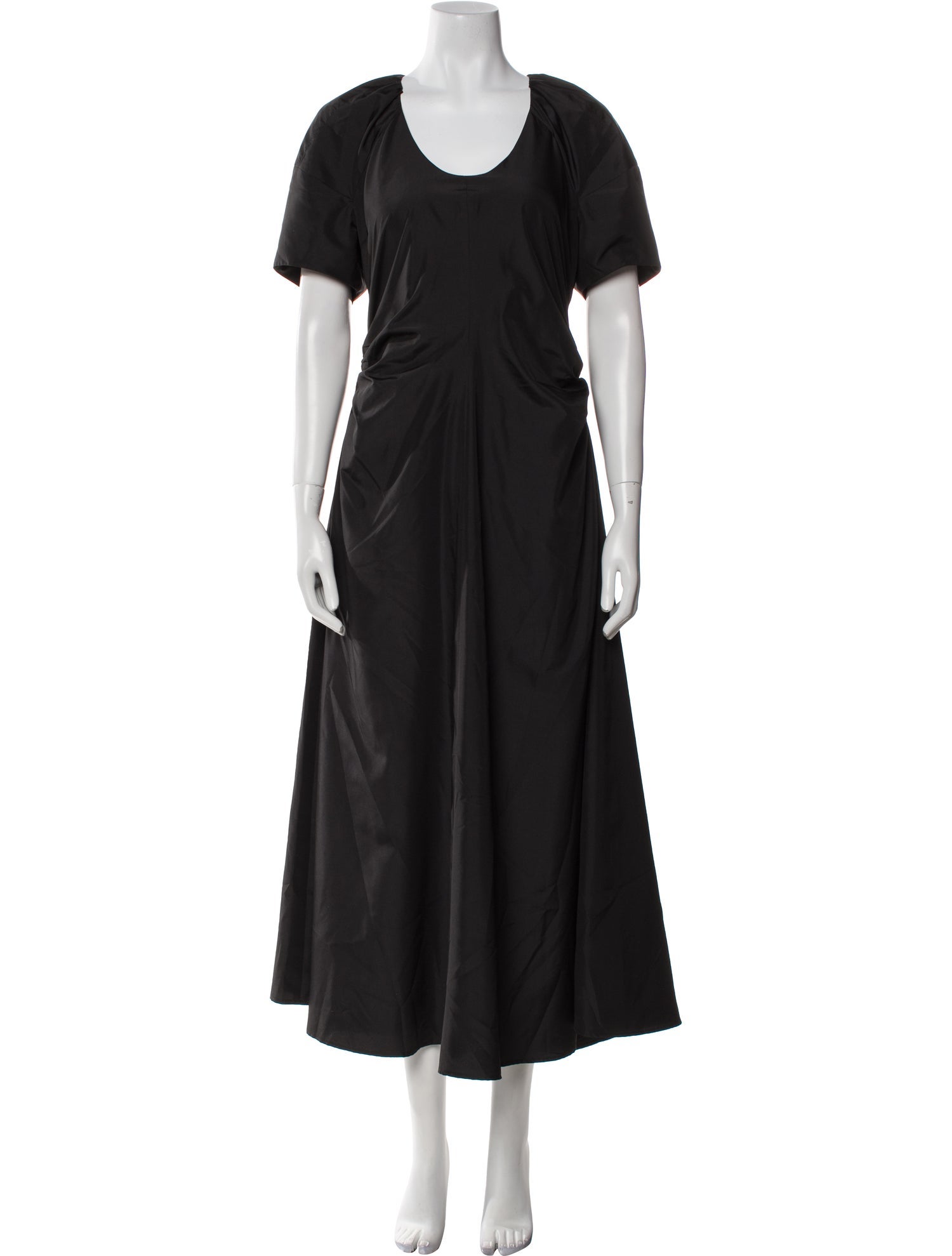 Goop G. Label Scoop Neck Long Dress
