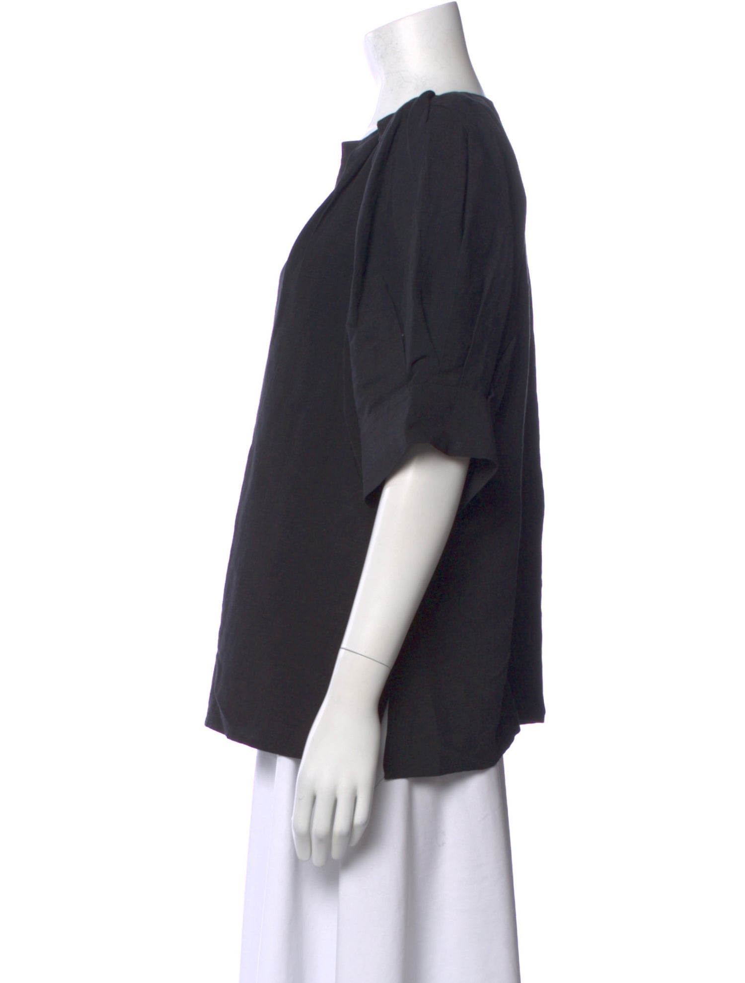 Goop G. Label V-Neck Short Sleeve Top