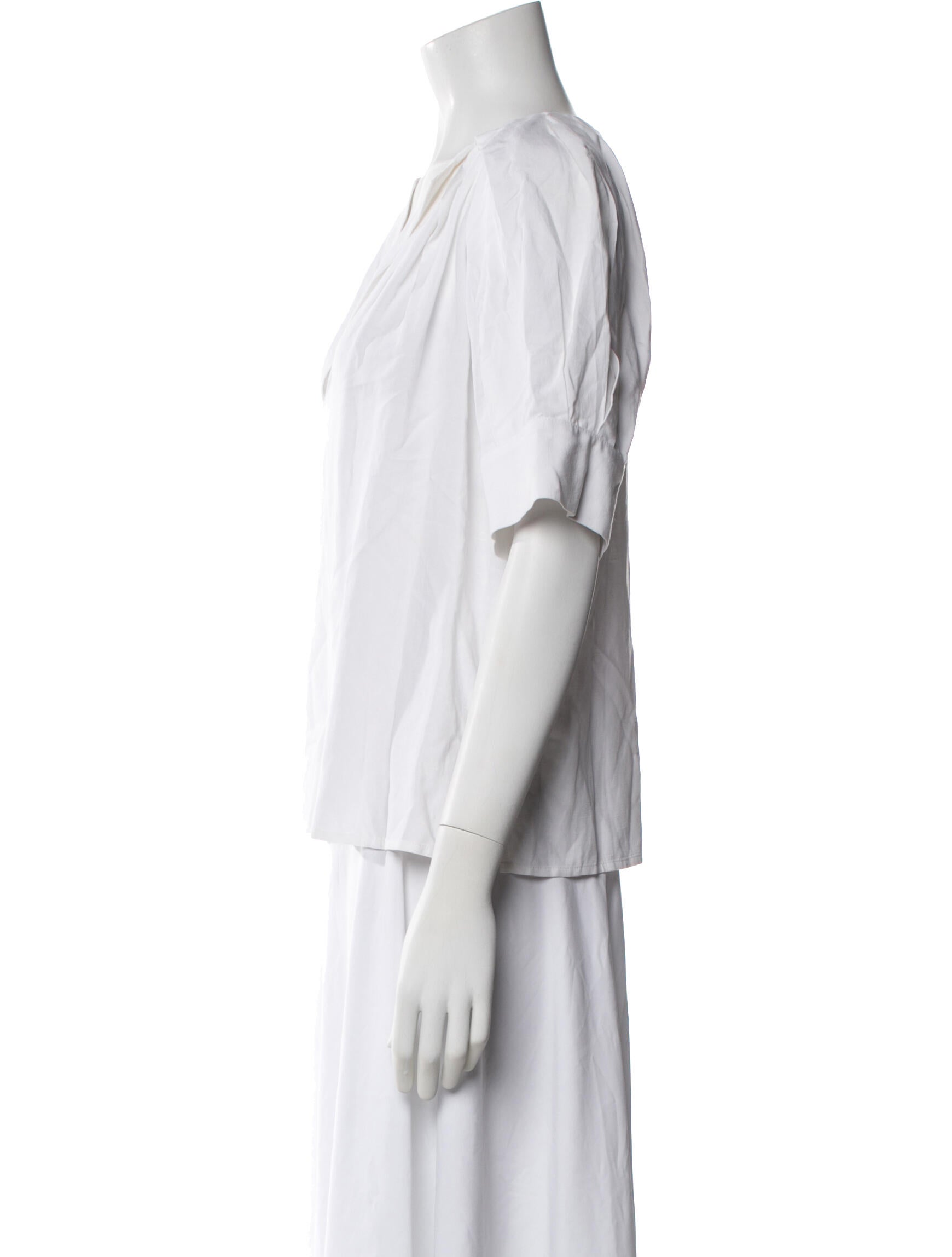 Goop G. Label V-Neck Short Sleeve Top