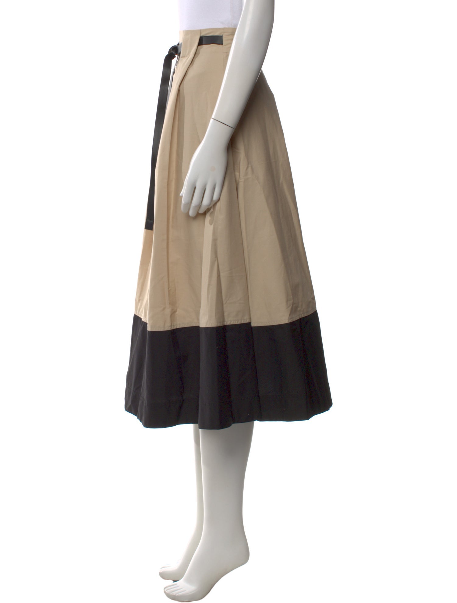 Goop G. Label Pleated Accents Midi Length Skirt