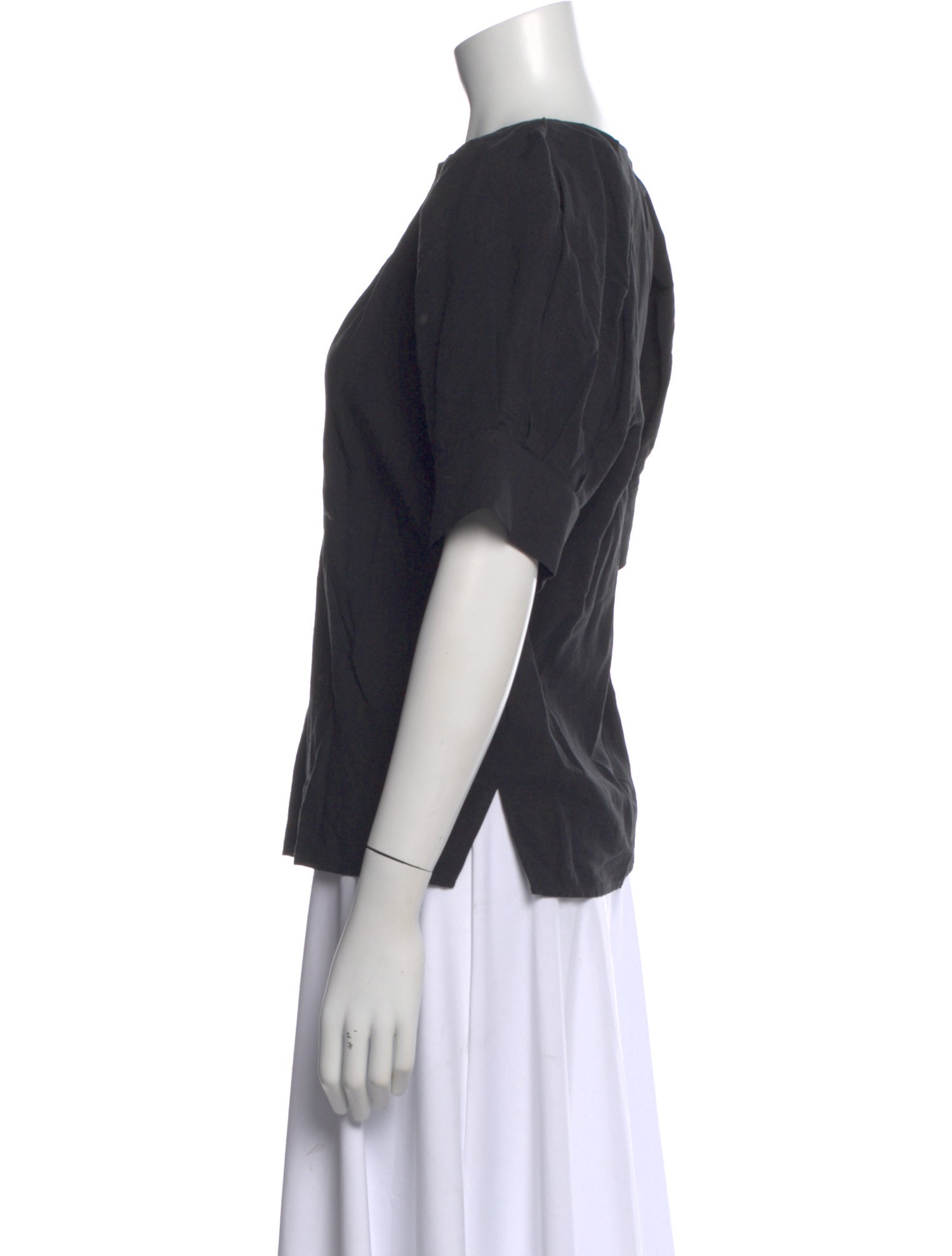 Goop G. Label V-Neck Short Sleeve Top