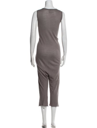 The Great Raw-Edge Trim Lounge Set