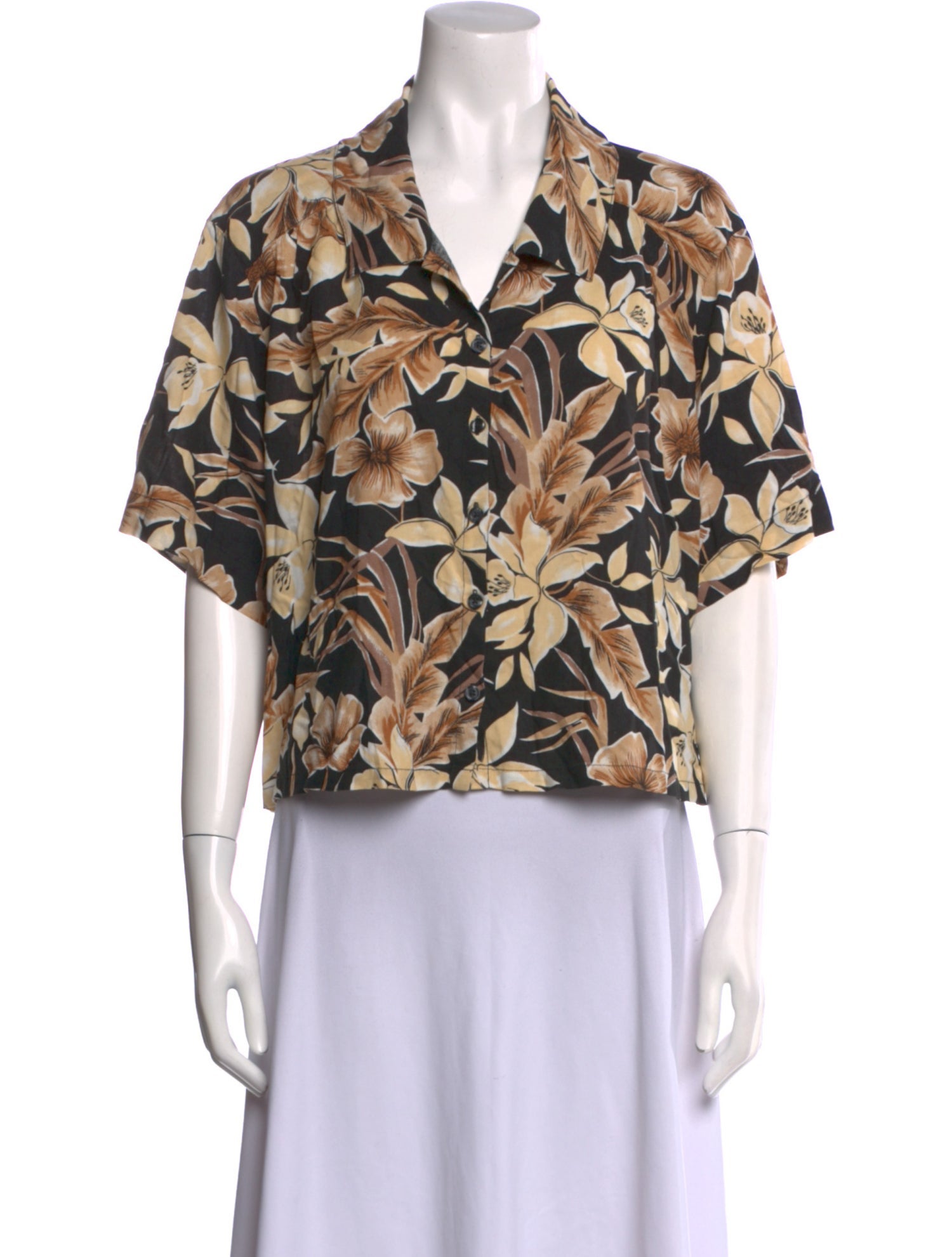 The Great Floral Print Three-Quarter Sleeve Button-Up Top