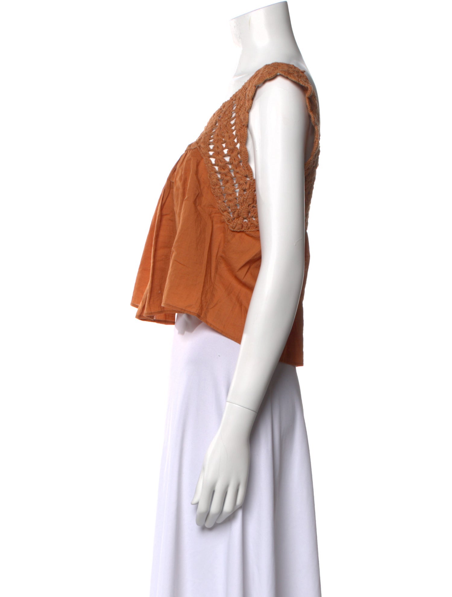 The Great Scoop Neck Sleeveless Crop Top