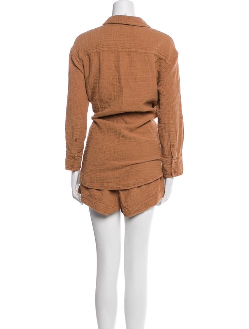 The Great Pleated Accents Short Set