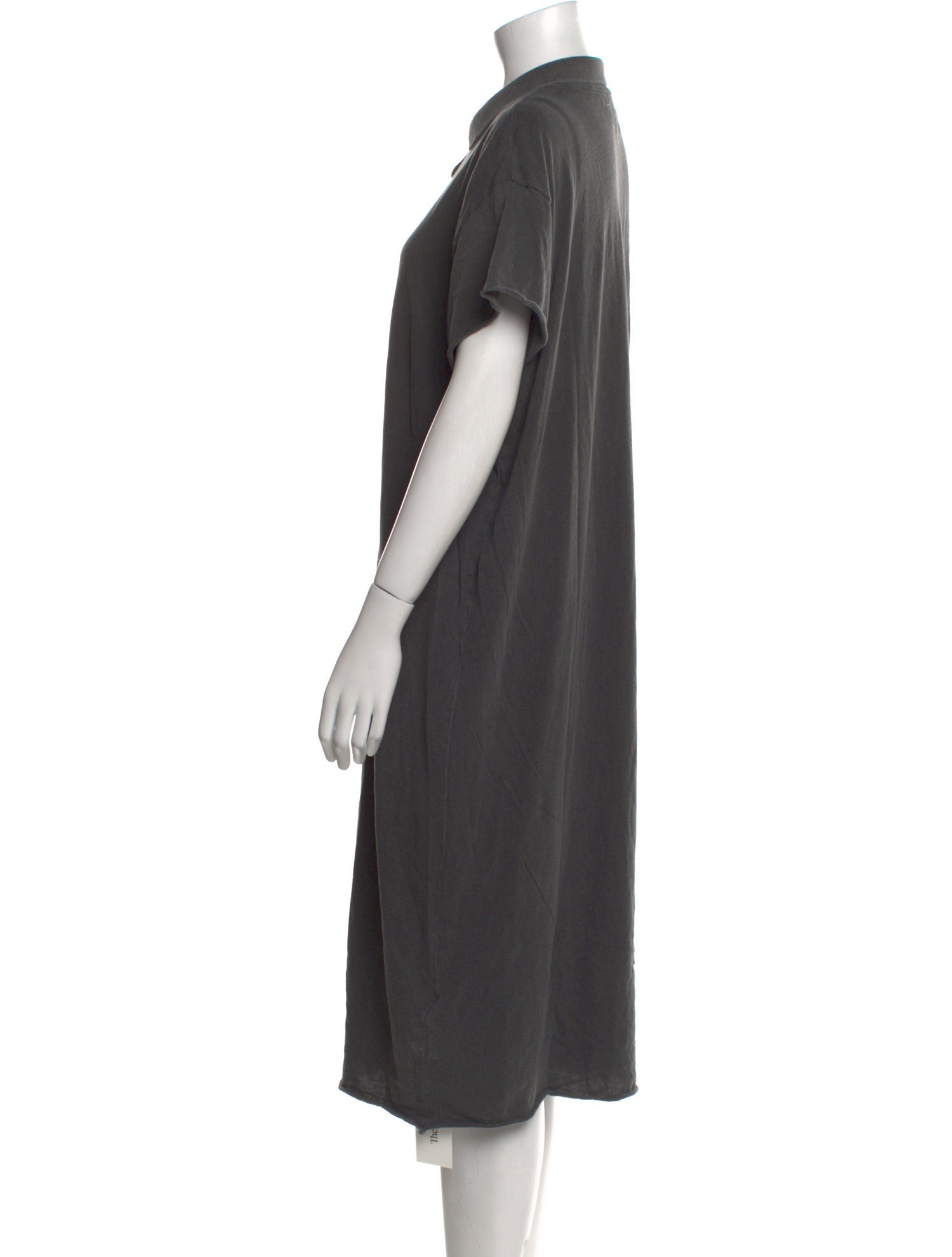 The Great Knee-Length Dress