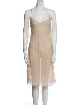 The Great V-Neck Knee-Length Dress