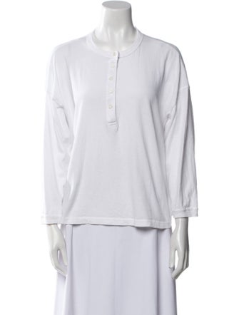 The Great V-Neck Three-Quarter Sleeve Top