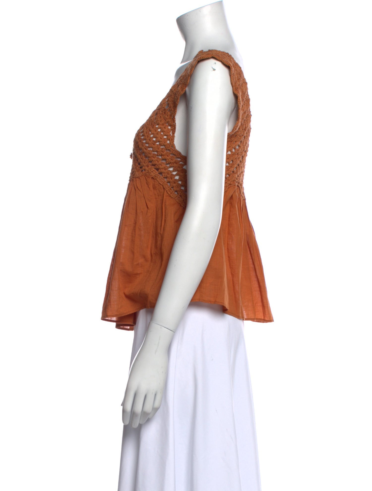 The Great Scoop Neck Sleeveless Crop Top