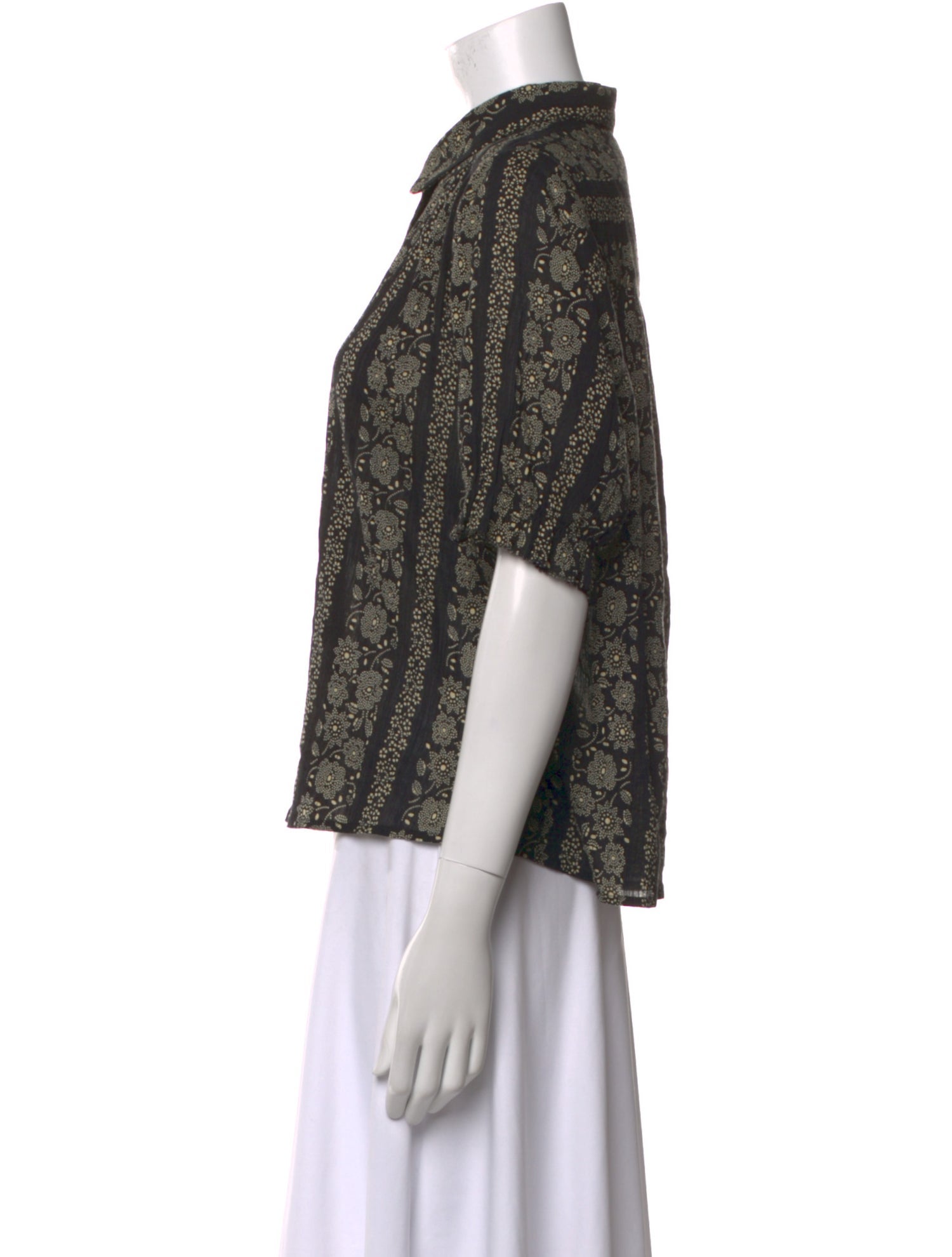 The Great Floral Print Short Sleeve Button-Up Top