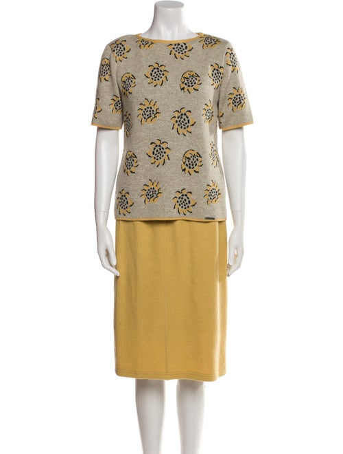 Geiger Wool Floral Print Skirt Set