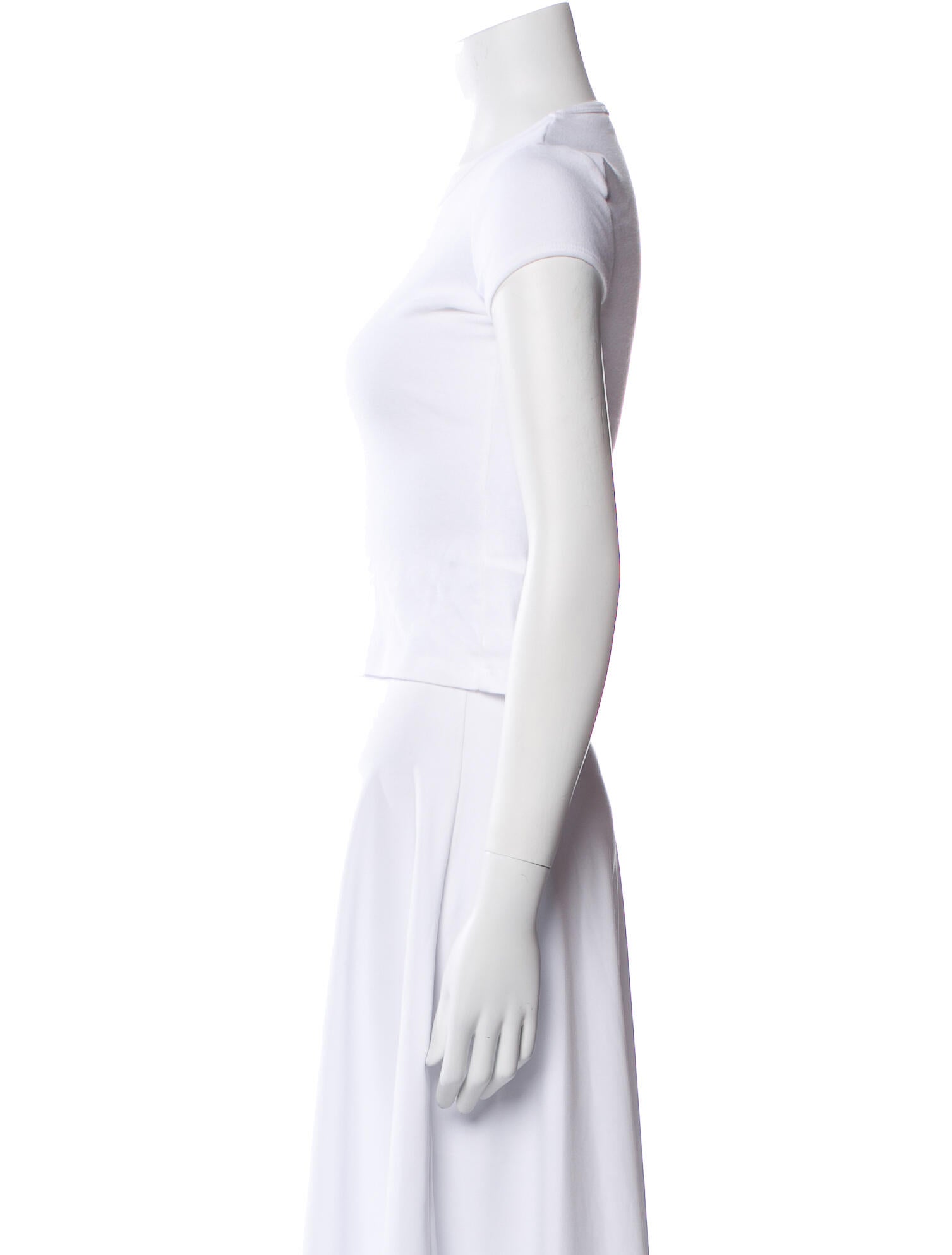 Gil Rodriguez Crew Neck Short Sleeve Crop Top