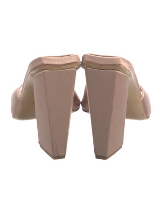 GIA/RHW Satin Slides