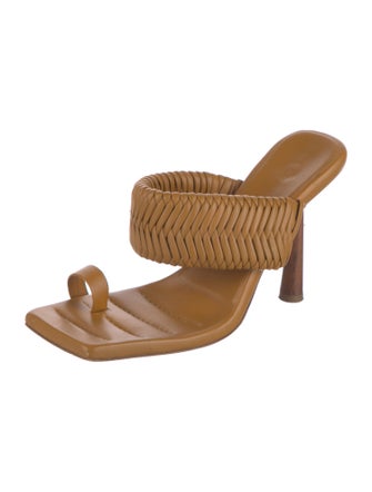 GIA/RHW Leather Braided Accents Slides