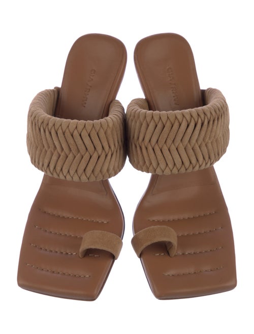 GIA/RHW Leather Slides