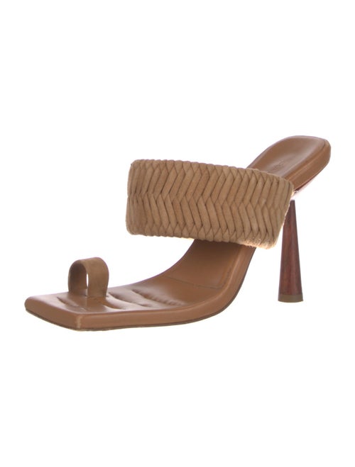 GIA/RHW Leather Slides