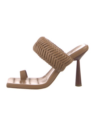 GIA/RHW Leather Slides