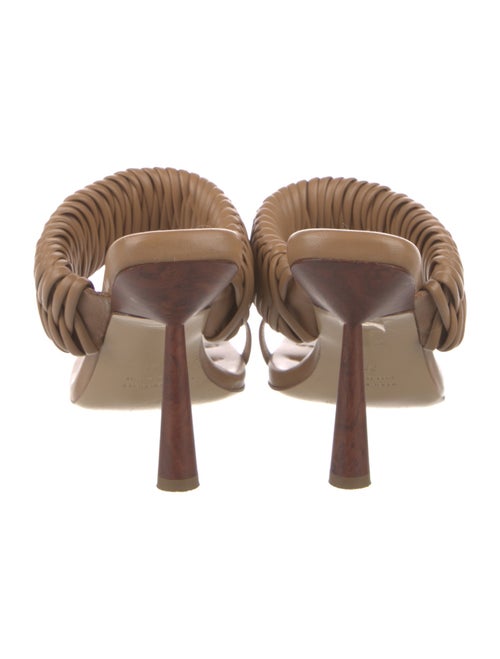 GIA/RHW Leather Slides