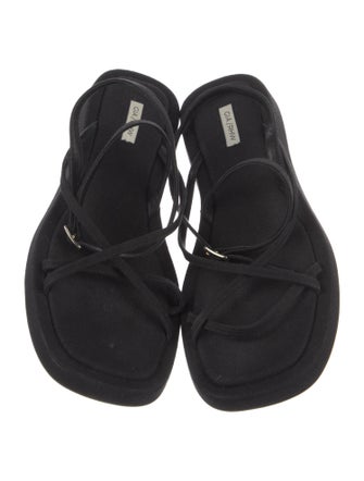 GIA/RHW Leather Flats