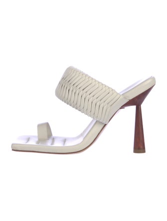 GIA/RHW Leather Braided Accents Slides