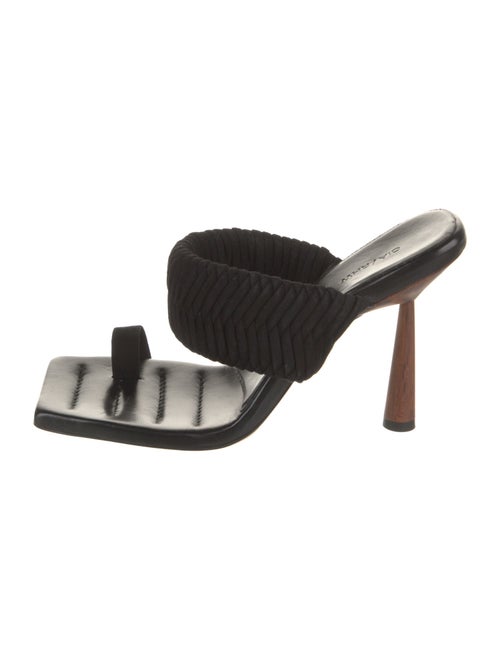 GIA/RHW Leather Braided Accents Slides