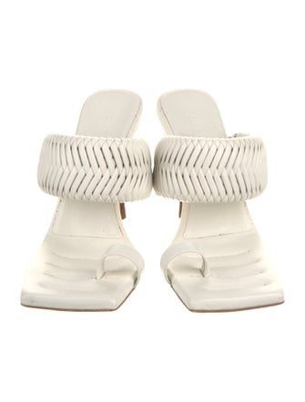 GIA/RHW Leather Slides