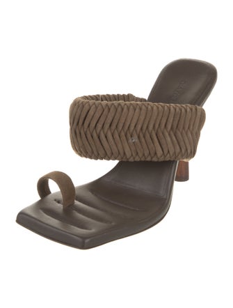 GIA/RHW Suede Braided Accents Slides