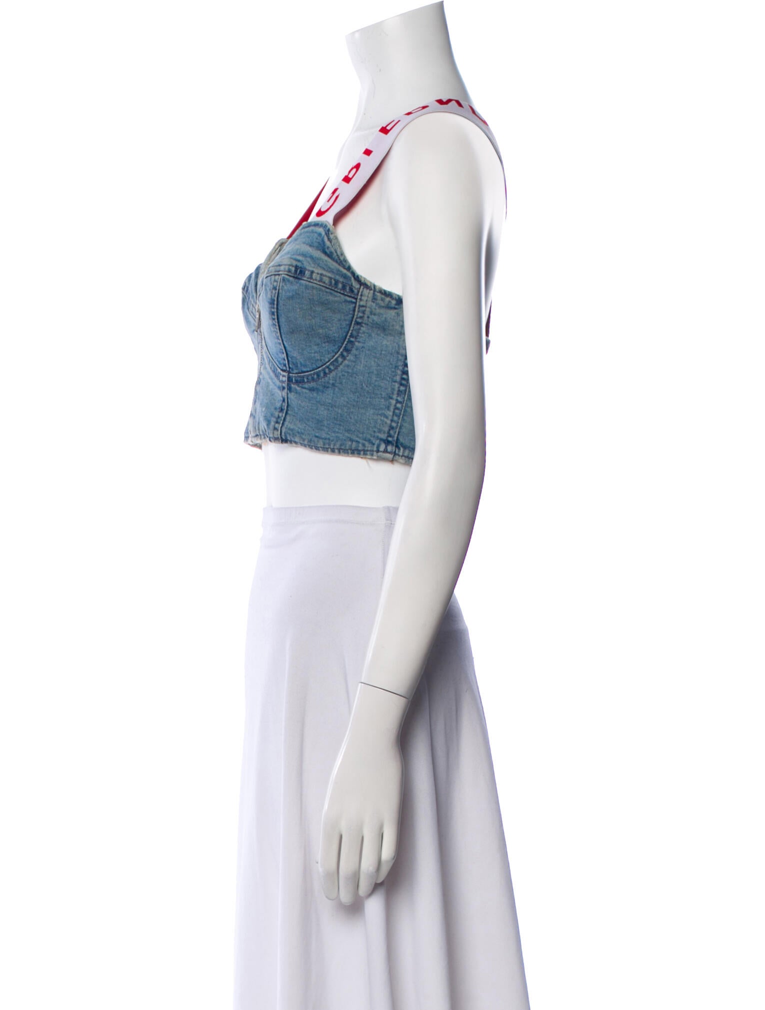 GRLFRND V-Neck Sleeveless Crop Top