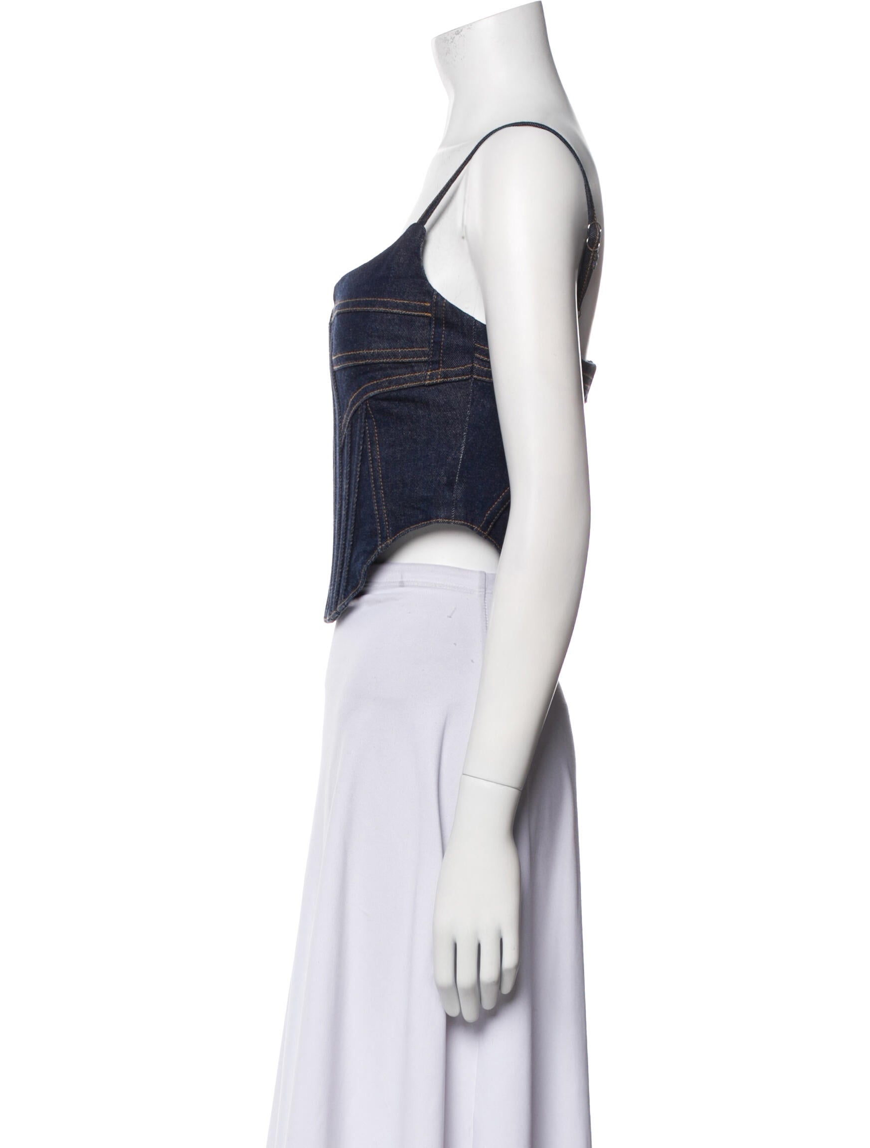 GRLFRND Square Neckline Sleeveless Crop Top