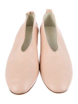 Gray Matters Leather Pumps