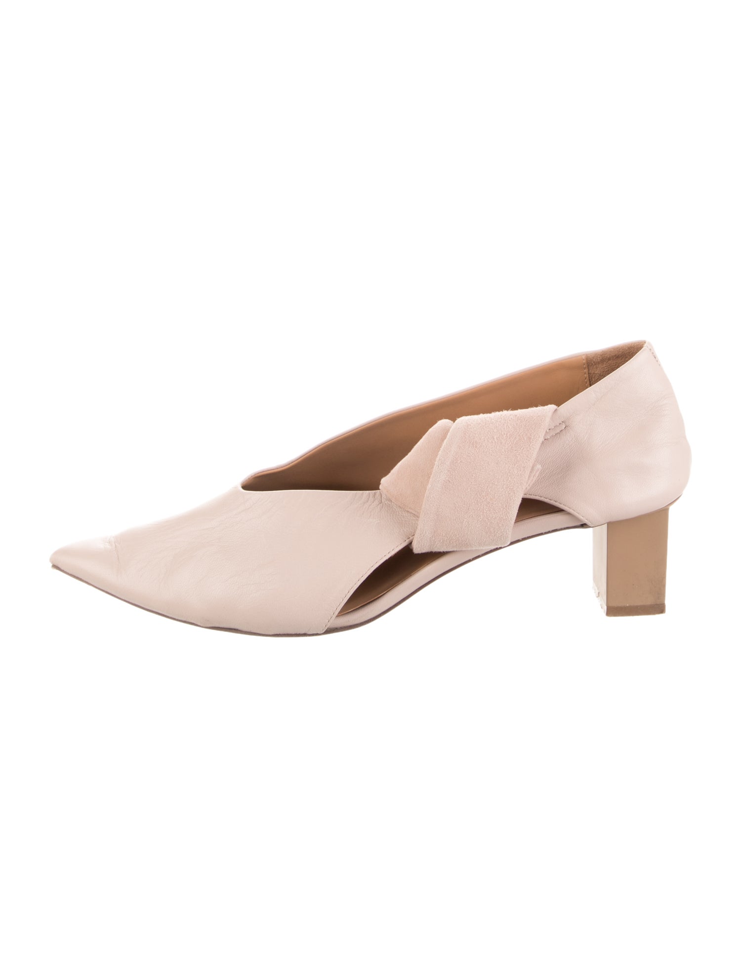 Gray Matters Leather Pumps