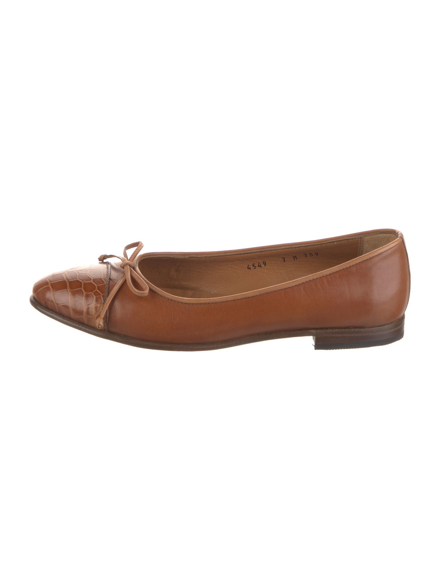 Gravati Leather Bow Accents Ballet Flats