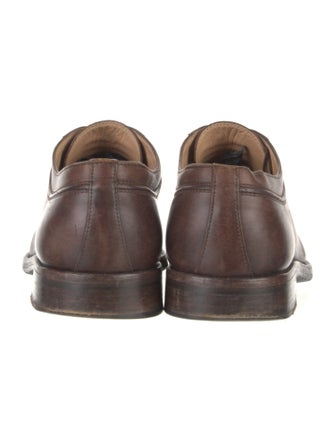 Gravati Leather Derby Shoes