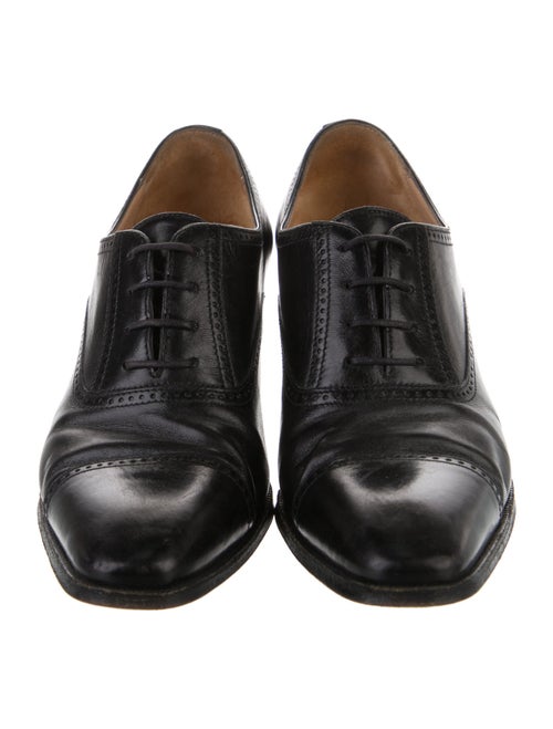 Gravati Leather Pumps