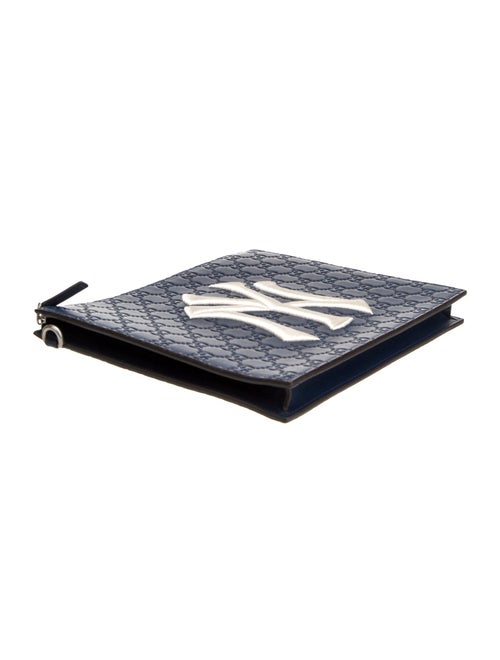 Gucci x MLB GG Signature Clutch