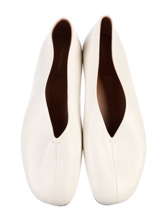 Mansur Gavriel Leather Flats