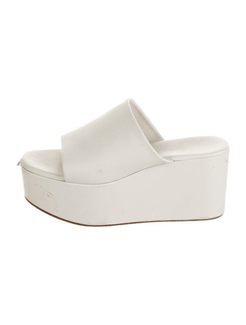 Mansur Gavriel Leather Slides