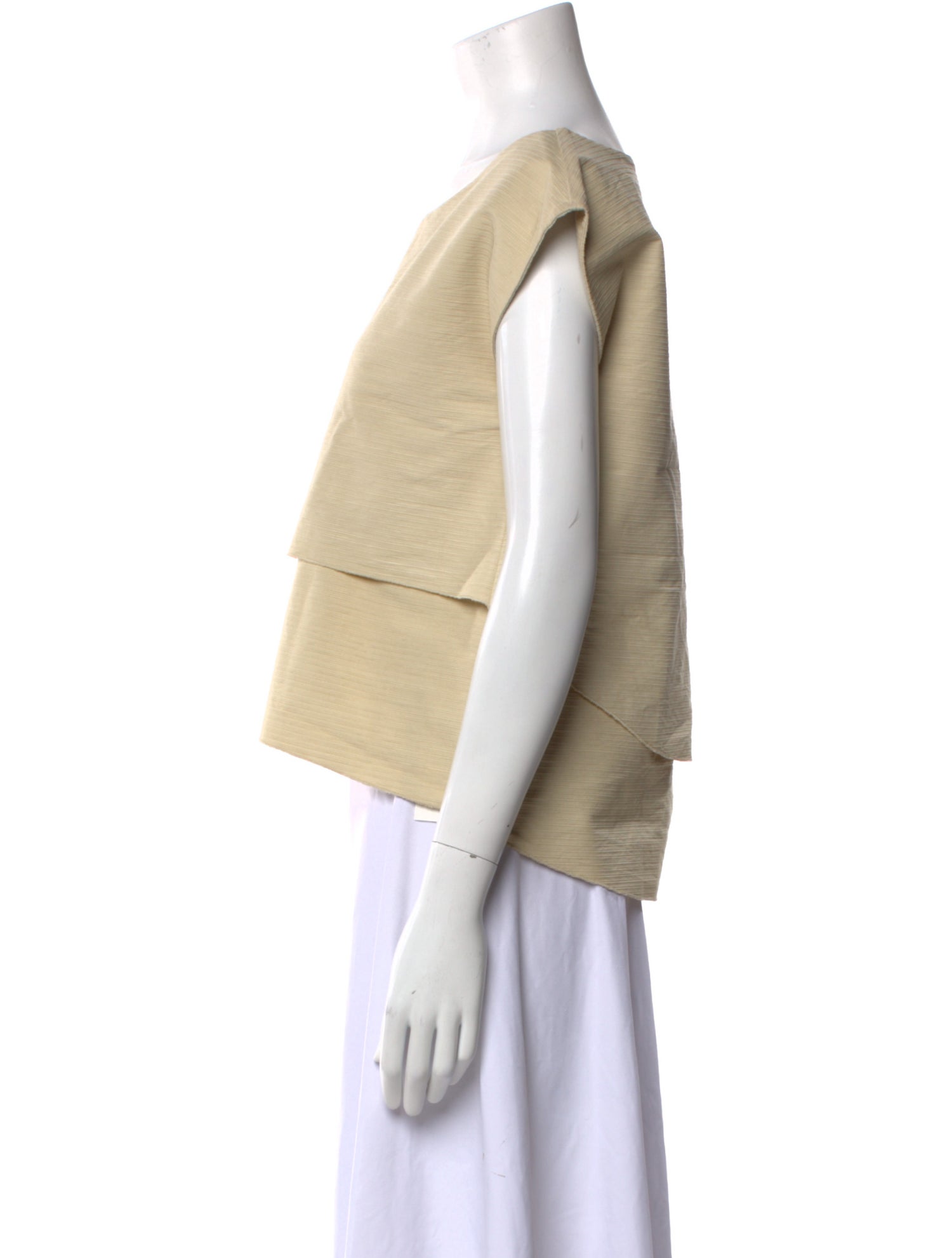 Hache Bateau Neckline Short Sleeve Crop Top