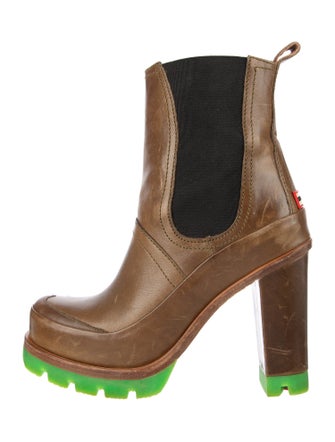 Hunter Leather Chelsea Boots