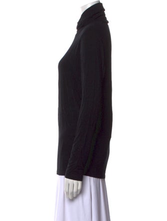 Hatch Turtleneck Long Sleeve Sweatshirt