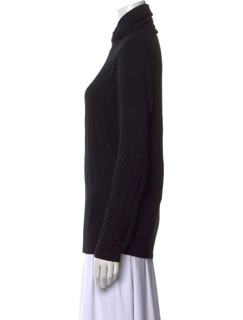 Hatch Turtleneck Long Sleeve Sweatshirt