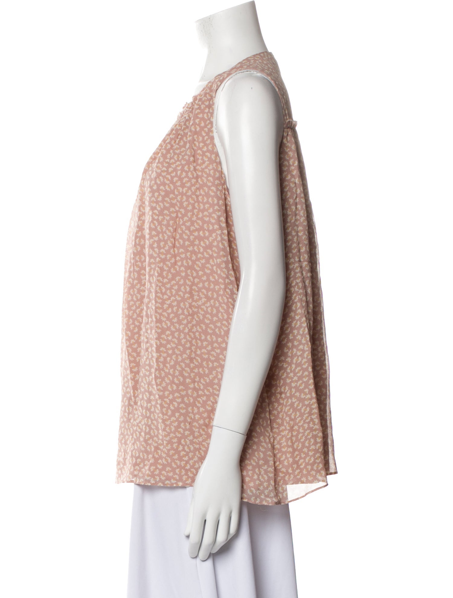 Hatch Scoop Neck Sleeveless Blouse