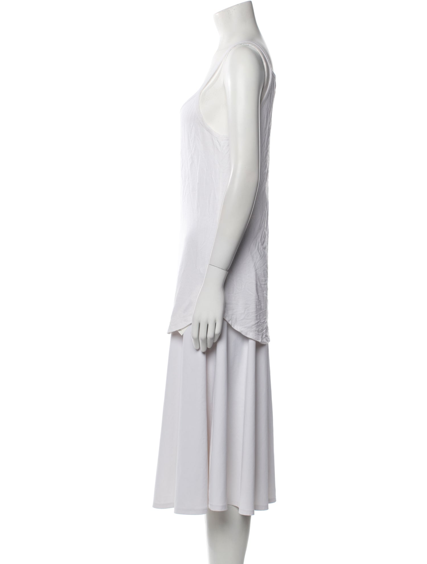 Hatch Scoop Neck Sleeveless Top