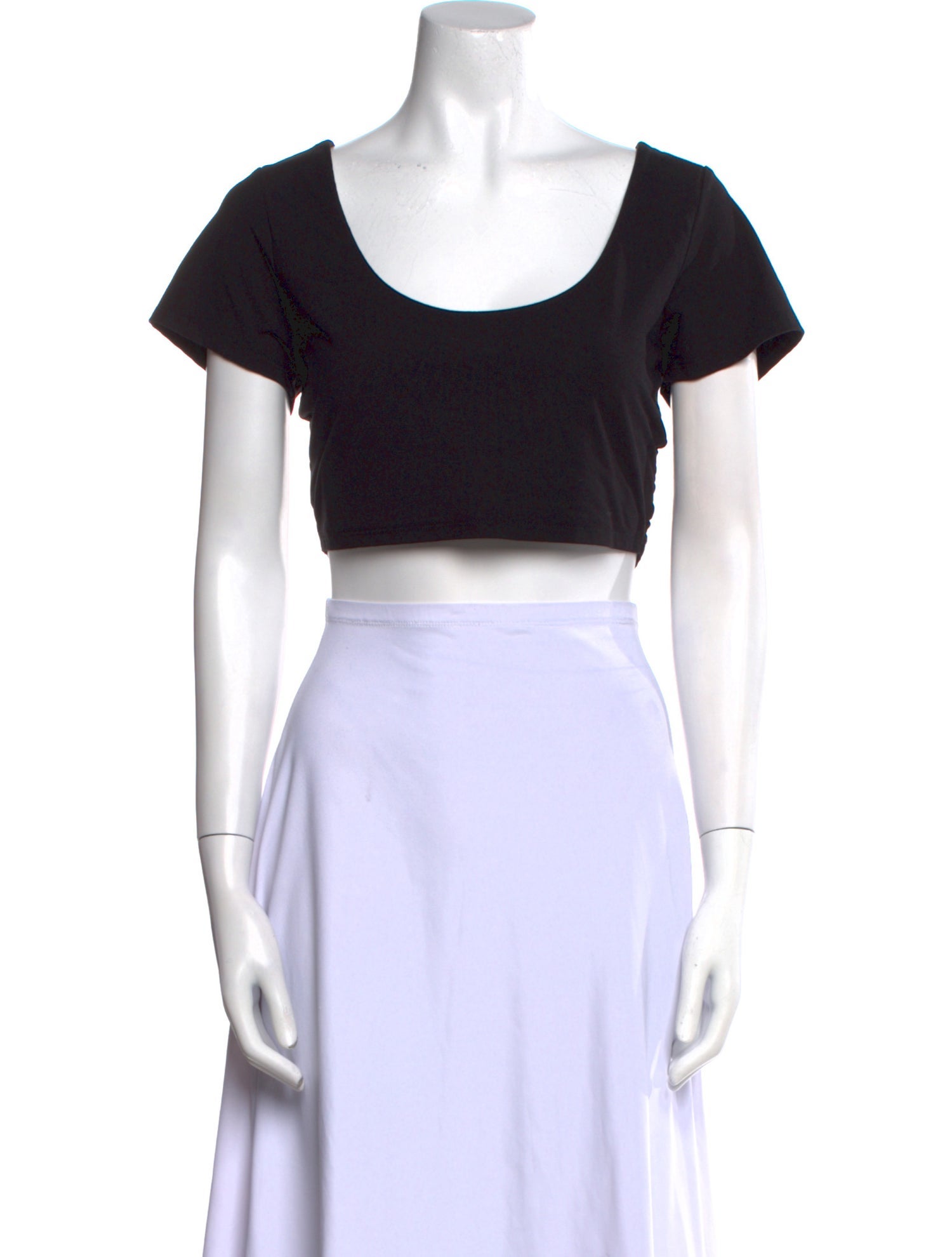 Hatch Scoop Neck Short Sleeve Crop Top