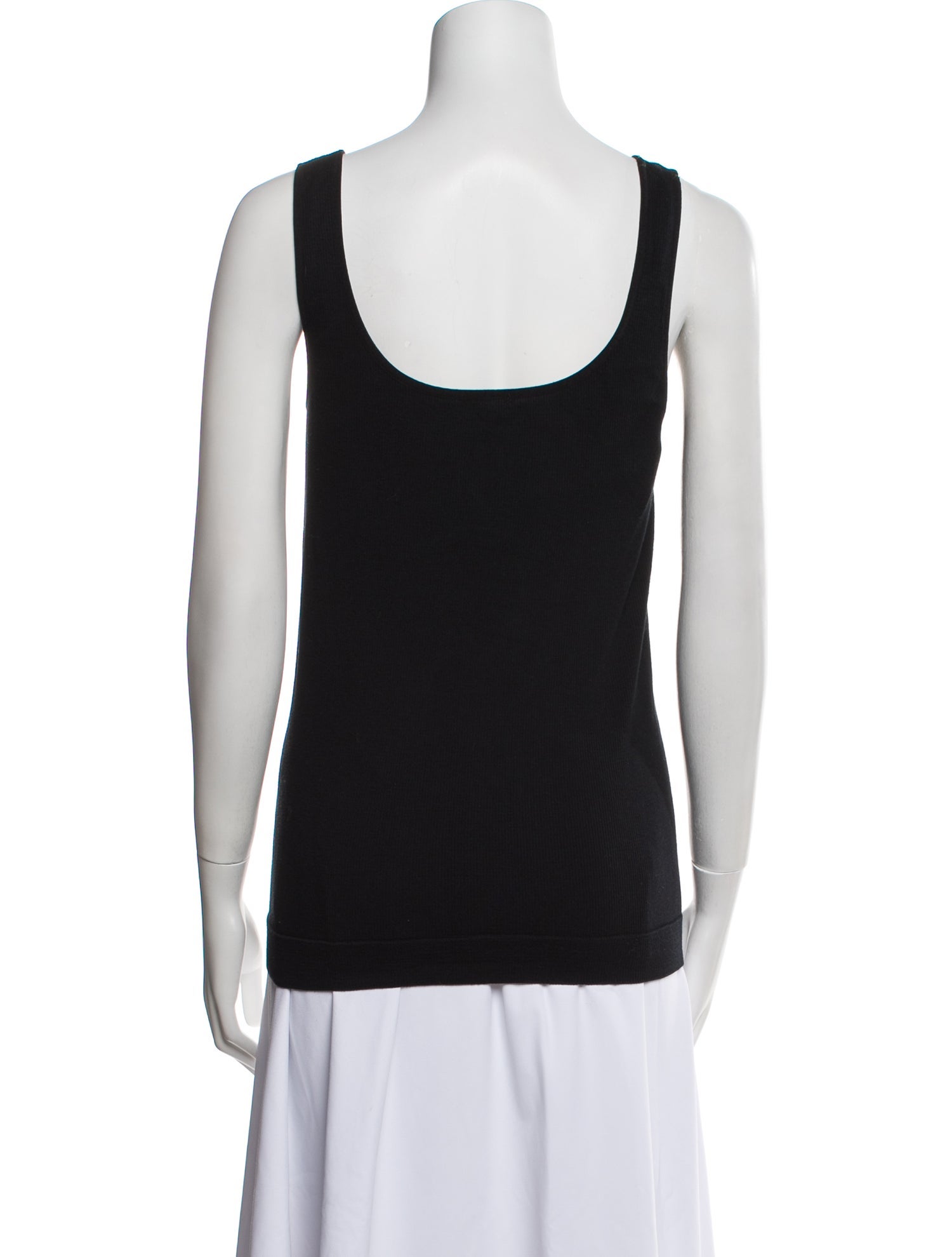 Hatch Scoop Neck Sleeveless Top