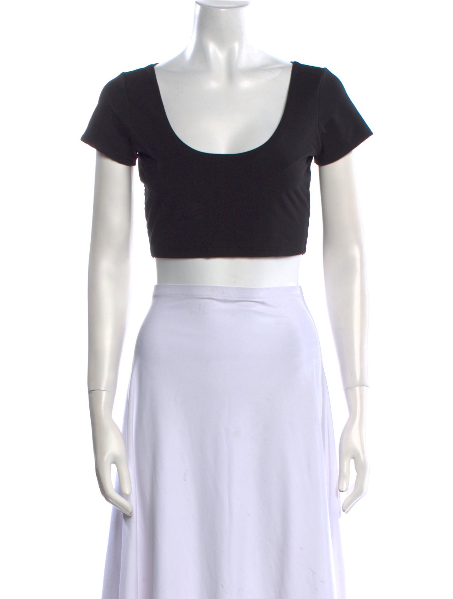 Hatch Scoop Neck Short Sleeve Crop Top