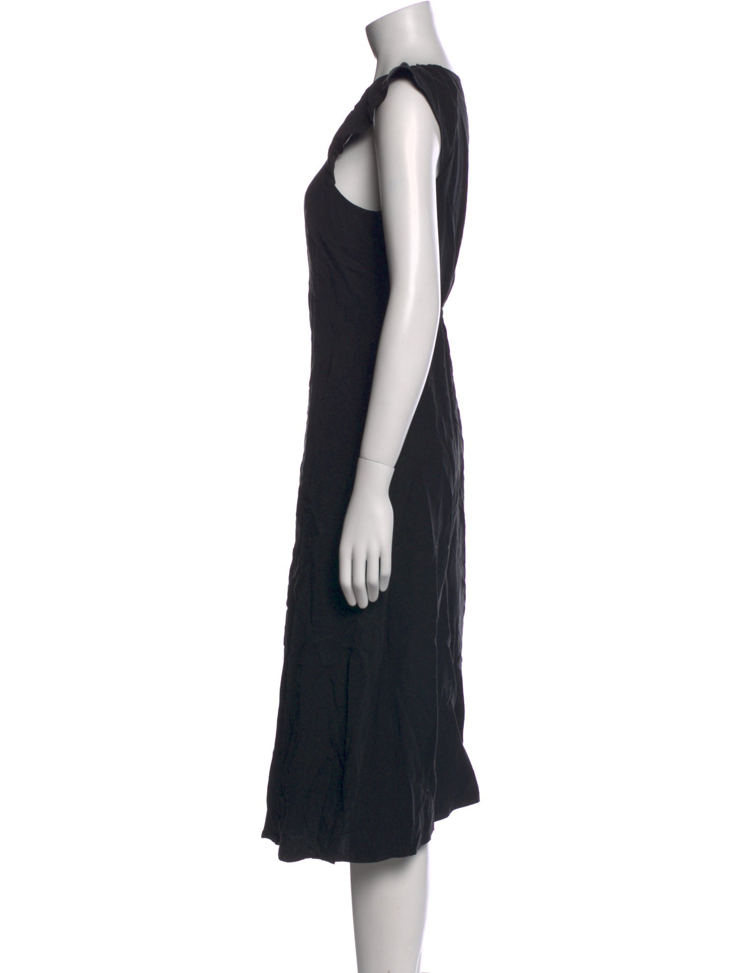 Hatch V-Neck Midi Length Dress