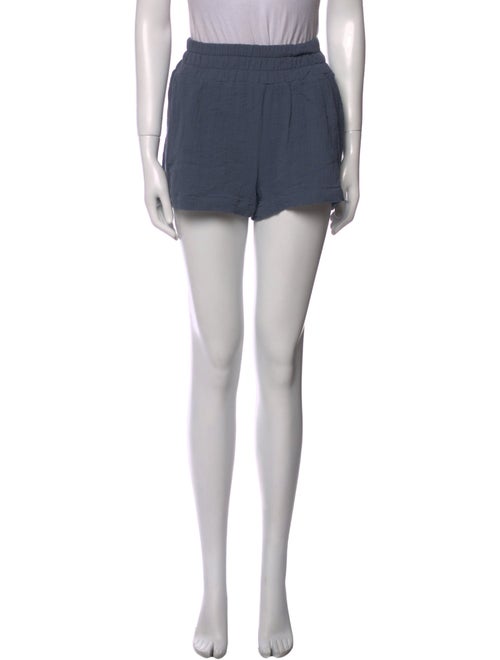 Hatch Knee-Length Shorts