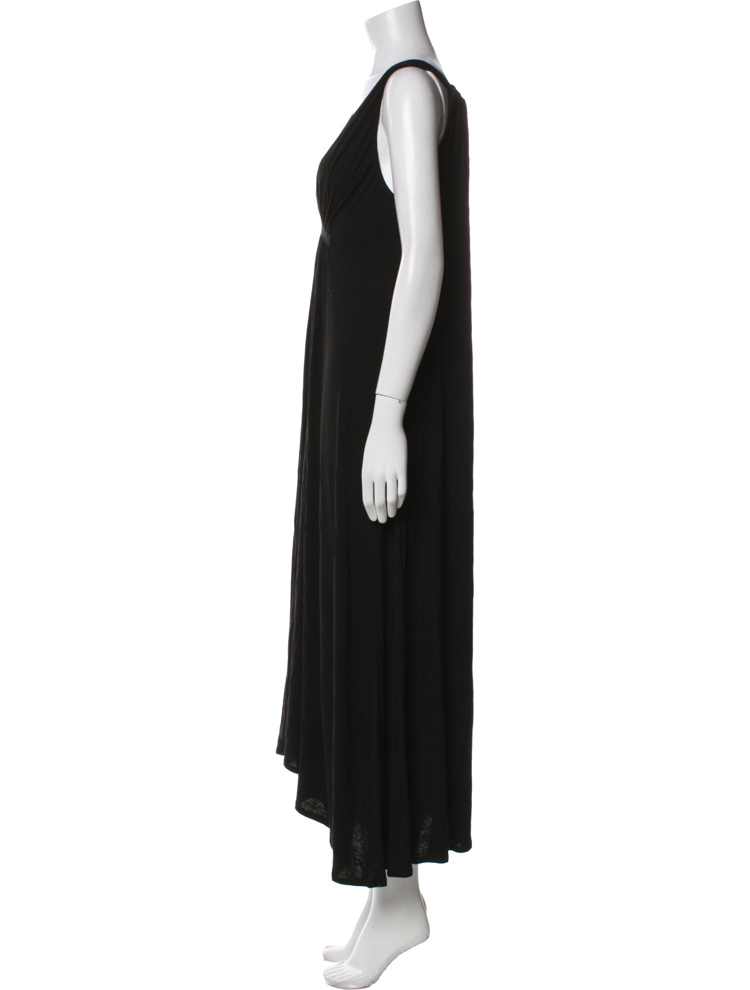 Hatch V-Neck Midi Length Dress