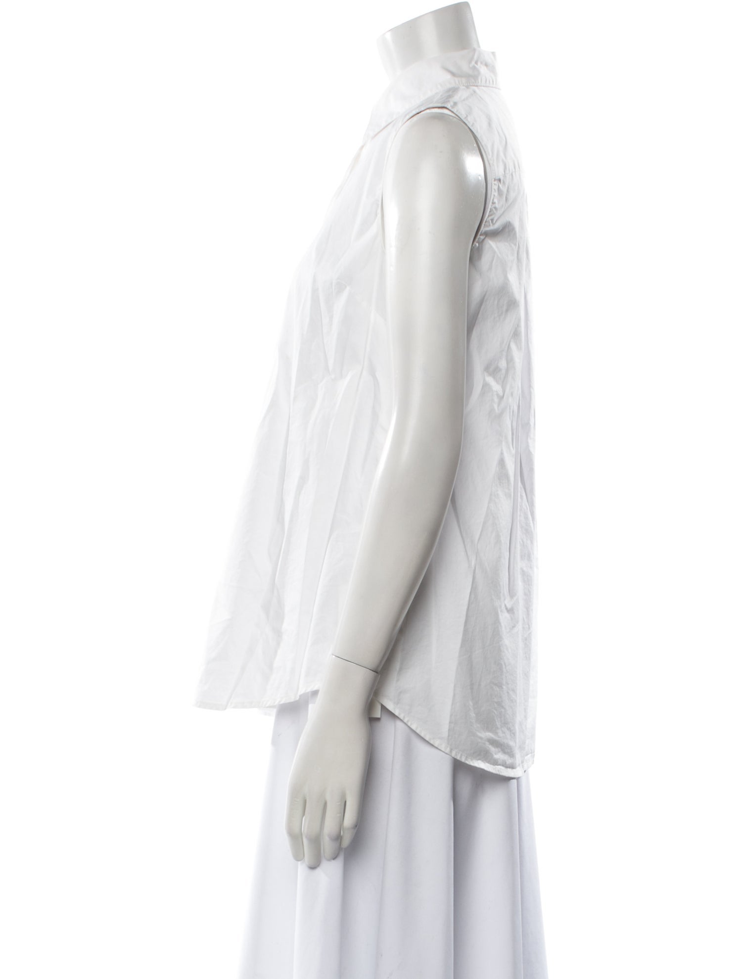 Hatch Sleeveless Button-Up Top